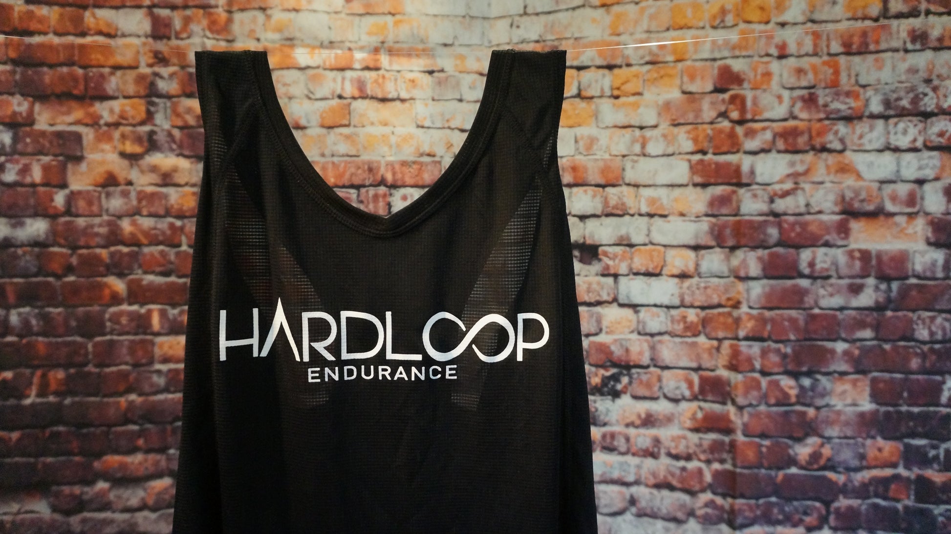 Hardloop Grid Racer Singlet image 0