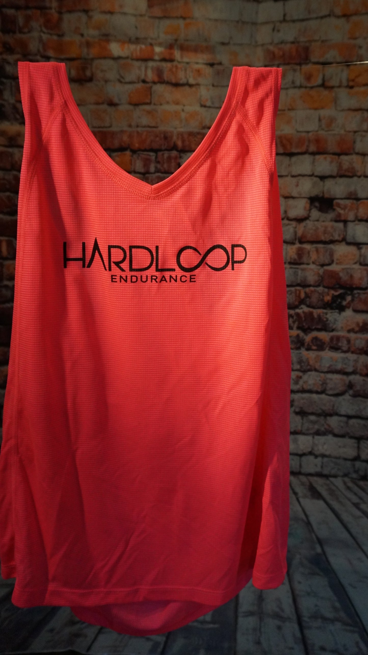 Hardloop Grid Racer Singlet image 3